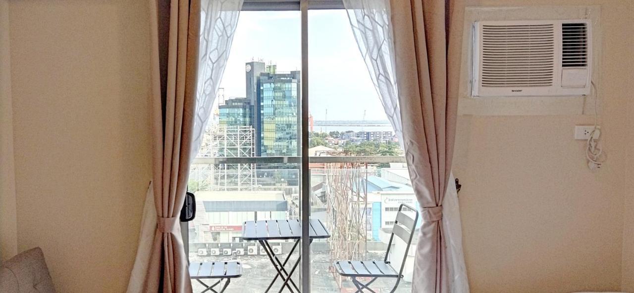 Sunvida Tower Stays Across Sm City Cebu Exterior foto