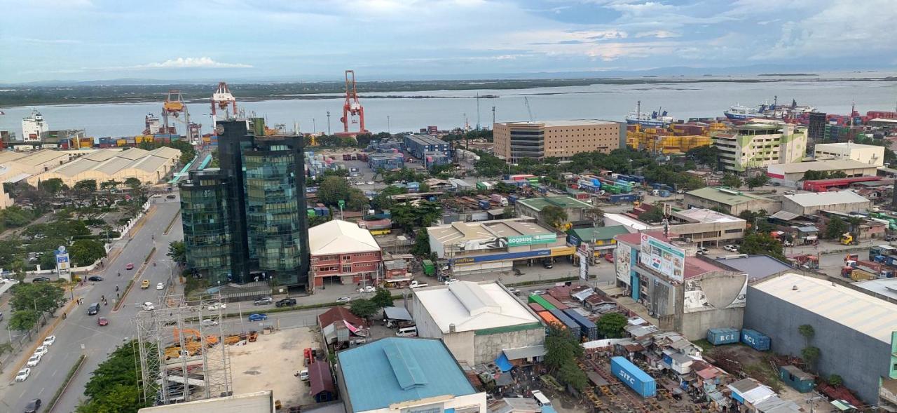 Sunvida Tower Stays Across Sm City Cebu Exterior foto